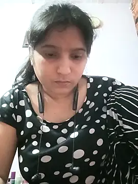aliya-jaan71 online show from 04/29/26, 12:53