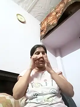 aliya-jaan71 online show from 04/27/26, 08:56