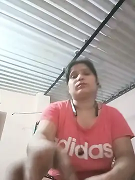 Snapshot of aliya-jaan71 chatting on 06/02/26, 07:14 aliya-jaan71 online show from 06/02/26, 07:14