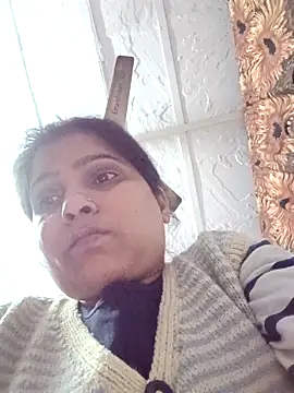 Snapshot of aliya-jaan71 chatting on 12/22/25, 05:57 aliya-jaan71 online show from 12/22/25, 05:57