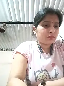 aliya-jaan71 online show from 04/26/26, 08:28