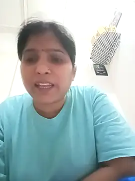 Snapshot of aliya-jaan71 chatting on 03/30/26, 03:02 aliya-jaan71 online show from 03/30/26, 03:02