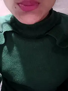 Snapshot of Miss_linaa chatting on 11/21/25, 10:47 Miss linaa online show from 11/21/25, 10:47