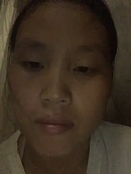 huong-18 online show from 09/25/25, 04:02