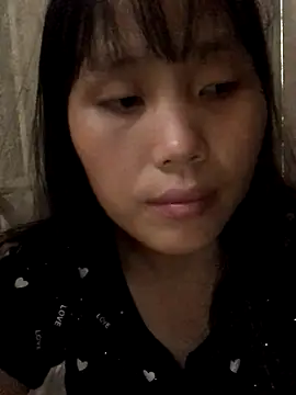 huong-18 online show from 10/10/25, 03:51