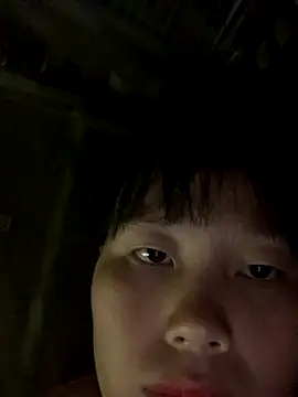 huong-18 online show from 10/27/25, 09:16