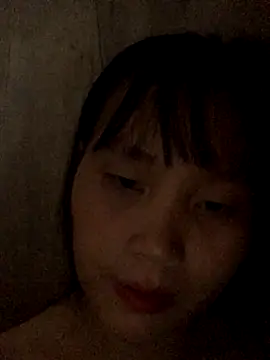 huong-18 online show from 10/04/25, 02:18