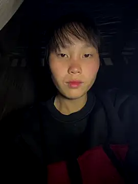 huong-18 online show from 11/30/25, 10:32