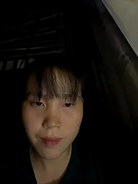 huong-18 online show from 11/10/25, 01:38