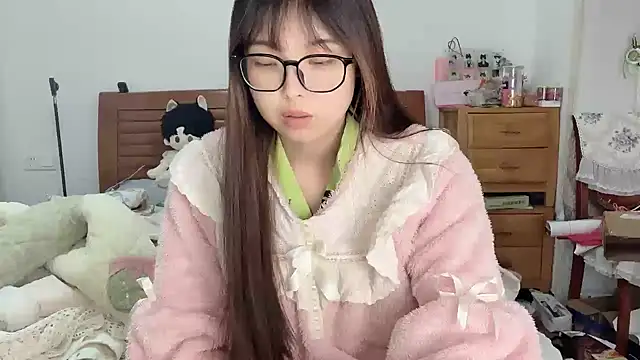 Akong11 online show from 12/01/25, 02:56