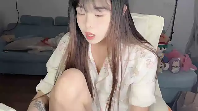 Akong11 online show from 05/14/26, 05:21