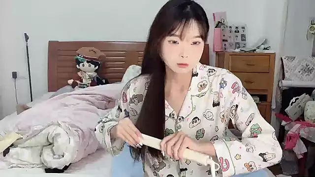 Akong11 online show from 10/03/25, 06:31