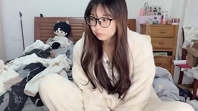 Akong11 online show from 11/26/25, 02:44