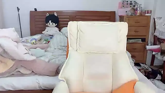 Akong11 online show from 11/30/25, 02:45