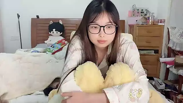 Akong11 online show from 12/04/25, 02:27