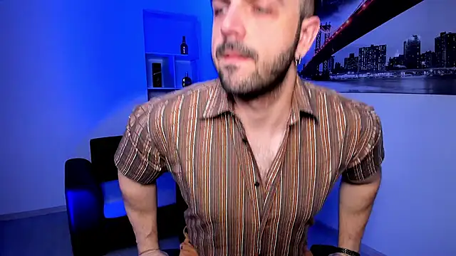 Snapshot of Jace_Thorne chatting on 11/29/25, 05:02 Jace Thorne online show from 11/29/25, 05:02