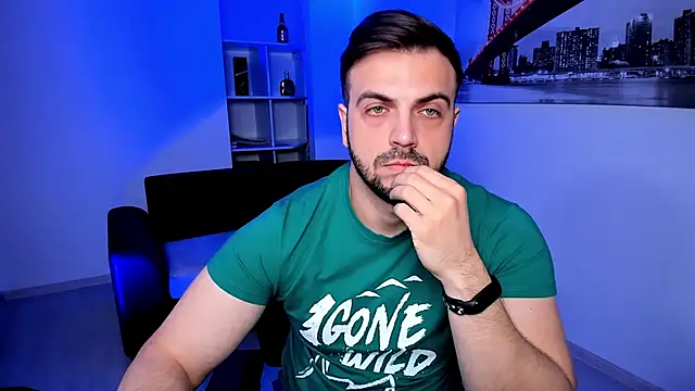 Snapshot of Jace_Thorne chatting on 12/04/25, 04:55 Jace Thorne online show from 12/04/25, 04:55