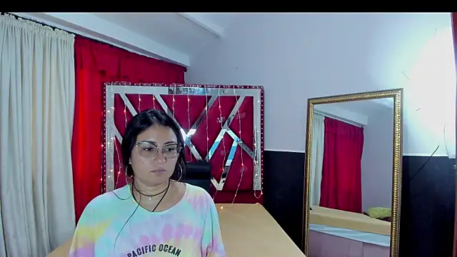 Luna021 1 online show from 11/20/25, 07:58