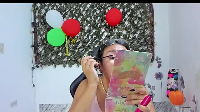 Luna021 1 online show from 11/04/25, 07:06