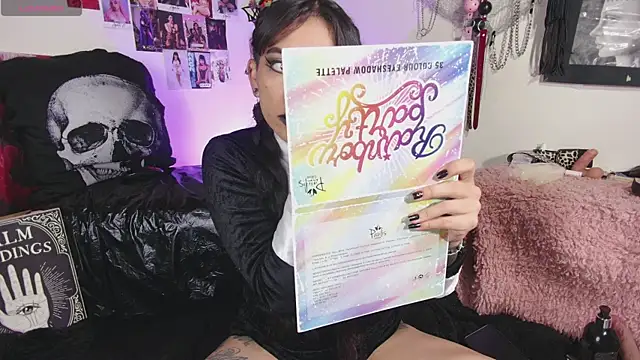 agathaaiko6 online show from 09/18/25, 12:35