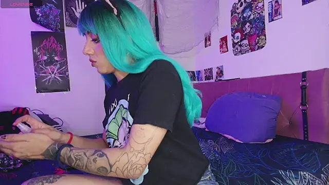 agathaaiko6 online show from 11/25/25, 12:00