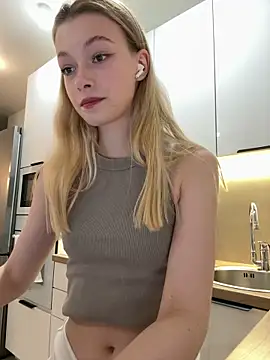 FriendlyFire 18 online show from 03/17/26, 09:18