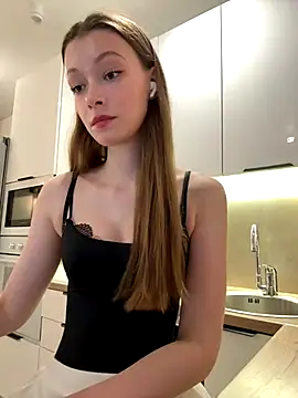 FriendlyFire 18 online show from 10/26/25, 07:36