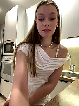 FriendlyFire 18 online show from 10/16/25, 07:00