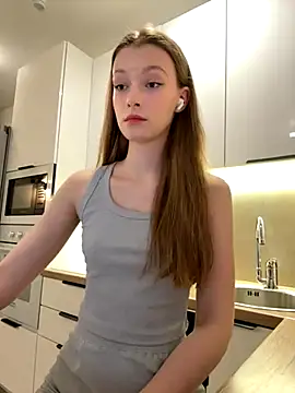 FriendlyFire 18 online show from 10/22/25, 07:46