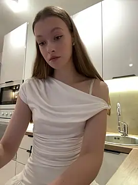 FriendlyFire 18 online show from 10/11/25, 07:26