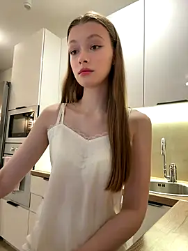 FriendlyFire 18 online show from 12/18/25, 08:23