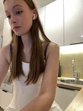 FriendlyFire 18 online show from 10/01/25, 06:01