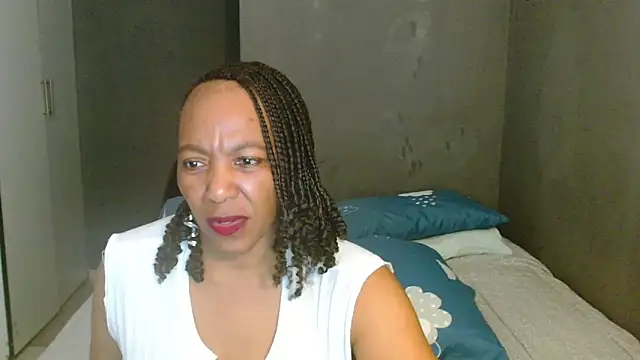 Lillyan N online show from 04/09/26, 08:20