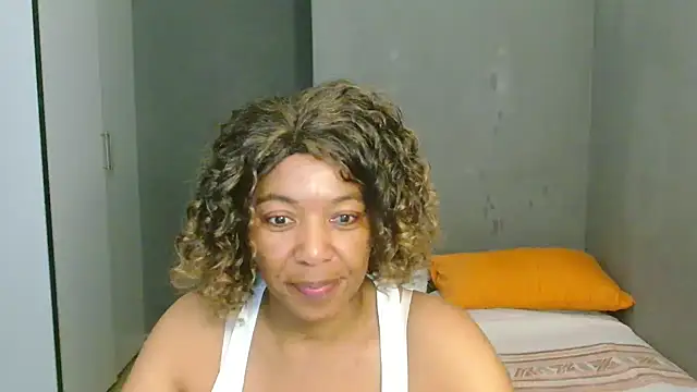 Lillyan N online show from 03/11/26, 08:30