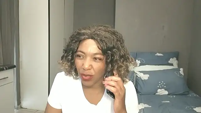 Lillyan N online show from 01/14/26, 08:29