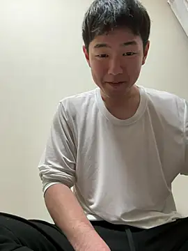 Snapshot of KAMESAN08 chatting on 03/03/26, 10:44 KAMESAN08 online show from 03/03/26, 10:44