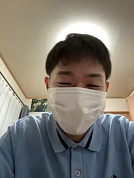 Snapshot of KAMESAN08 chatting on 10/05/25, 09:44 KAMESAN08 online show from 10/05/25, 09:44