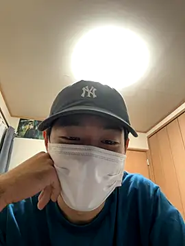 Snapshot of KAMESAN08 chatting on 10/03/25, 04:41 KAMESAN08 online show from 10/03/25, 04:41