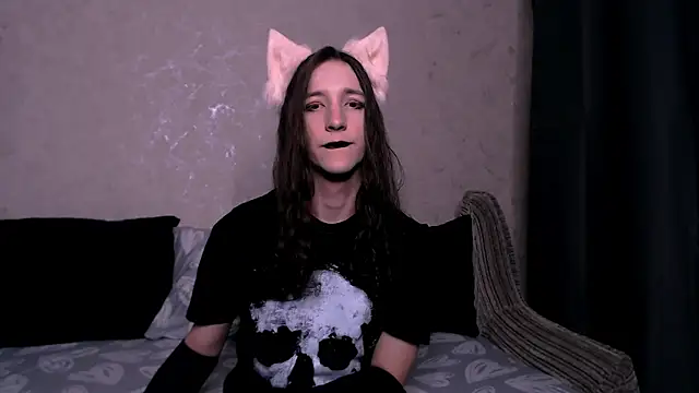 SilverMuse  online show from 10/25/25, 11:05