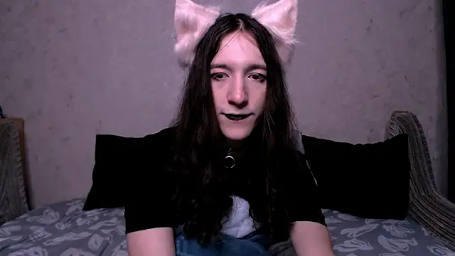 SilverMuse  online show from 10/02/25, 02:15