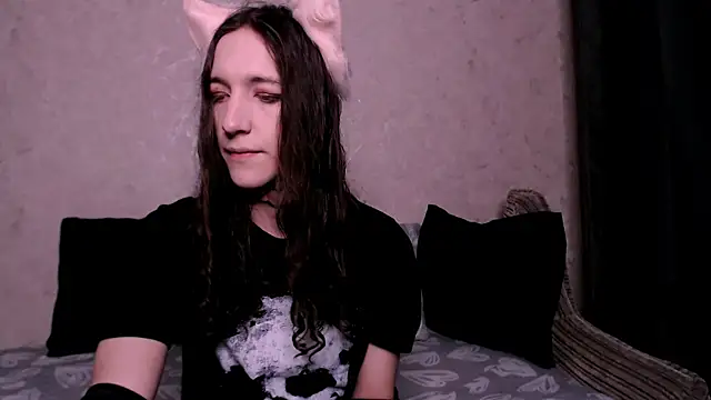 SilverMuse  online show from 10/27/25, 02:12