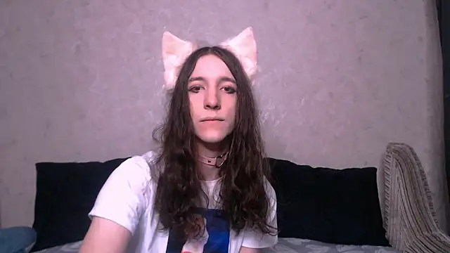 SilverMuse  online show from 10/05/25, 01:51