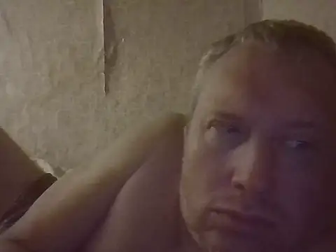 Snapshot of evulis1 chatting on 09/20/25, 07:30 evulis1 online show from 09/20/25, 07:30