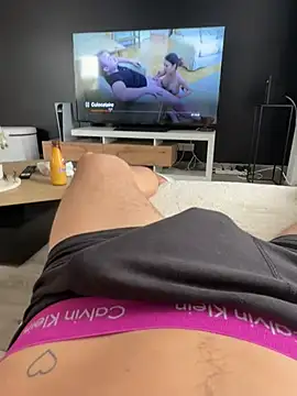 bobsex211 online show from 07/06/26, 12:12
