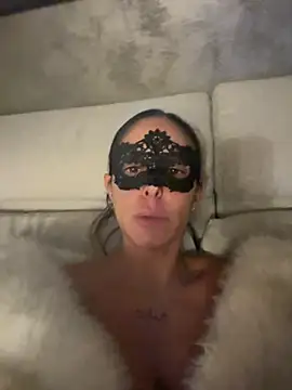 ainaht online show from 11/21/25, 08:41