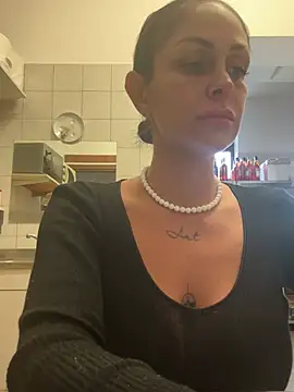 ainaht online show from 02/11/26, 08:47