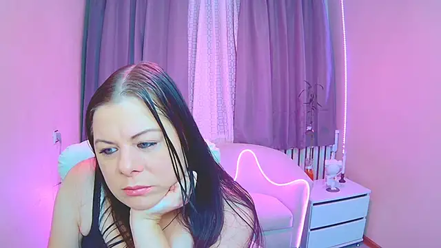 BritneyRaine online show from 11/09/25, 01:04