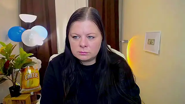 BritneyRaine online show from 09/18/25, 12:19