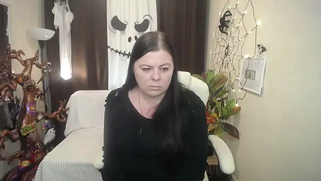 BritneyRaine online show from 10/16/25, 11:51