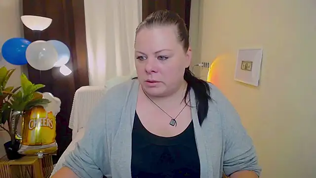 BritneyRaine online show from 09/20/25, 06:18